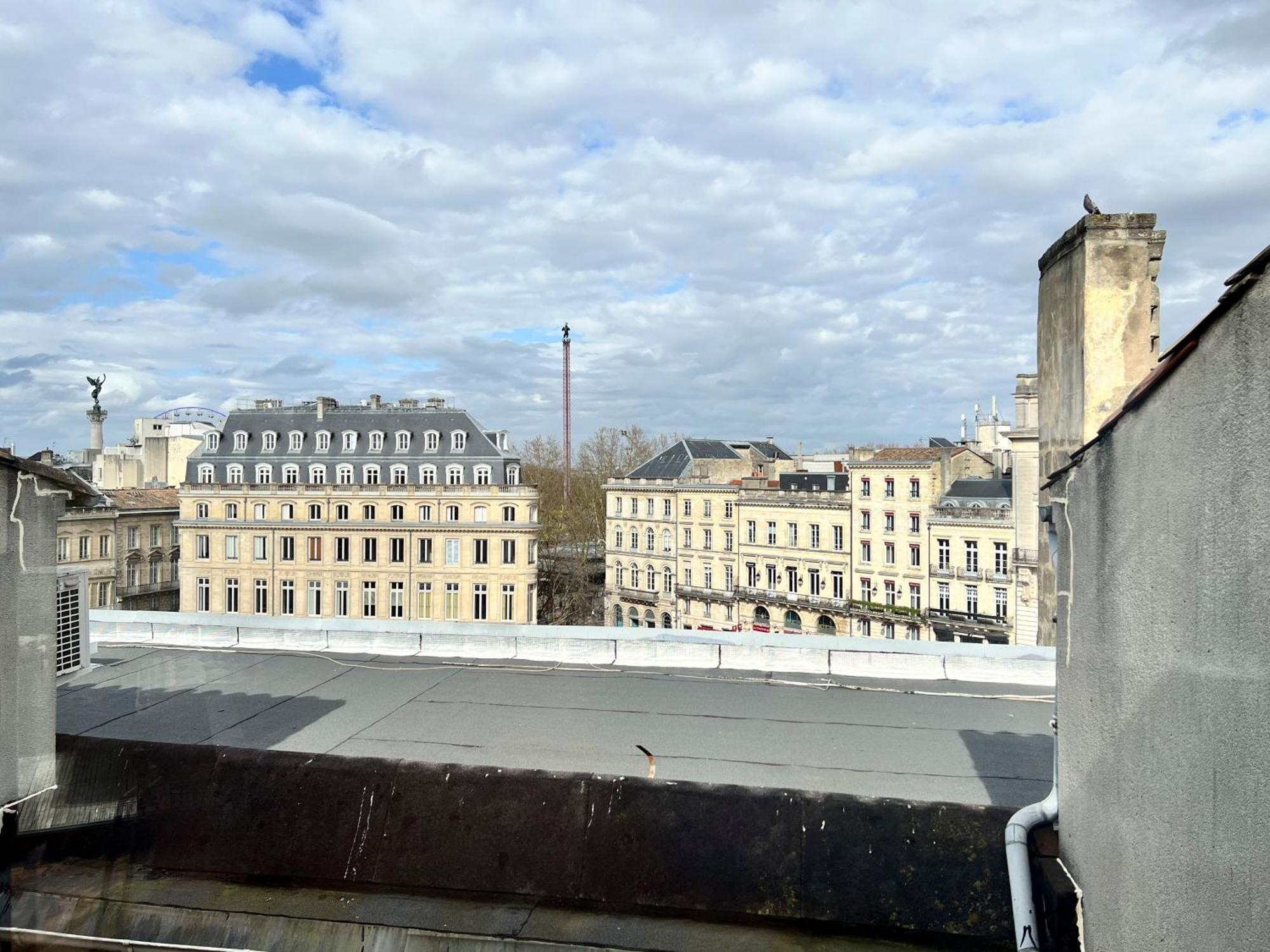 Magnifique Appartement Climatise Avec Parking - Allee De Tourny Bordeaux Exterior photo